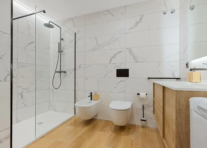 Dennilenni A Centro * Marbella